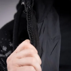 STRICKJACKE RUNA